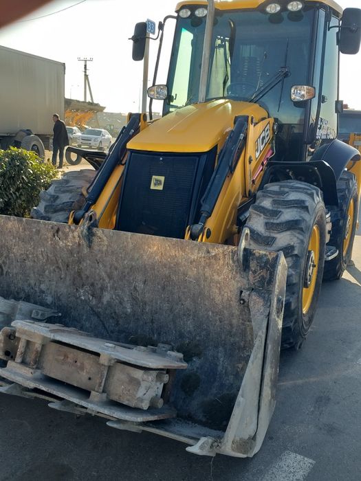 Услуга Екскаватор погручик JCB.