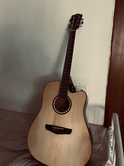 Гитара Deviser идеальном состоянии