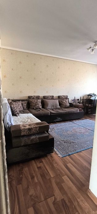 Срочно 3-х комнатная квартира на Кадышева!