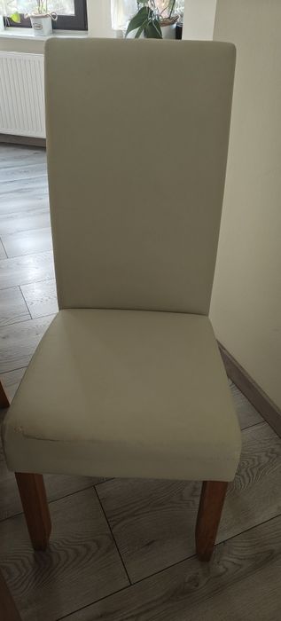 Colțar in forma de U și scaune