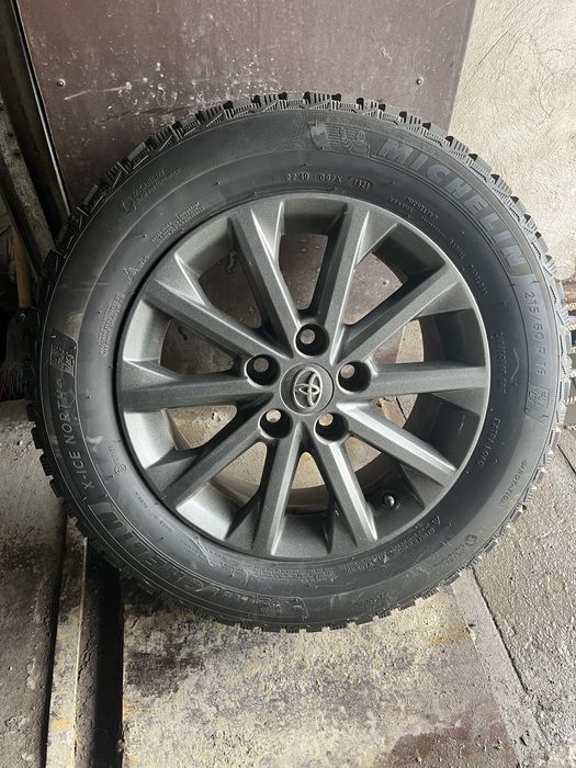 Продам диски от камри