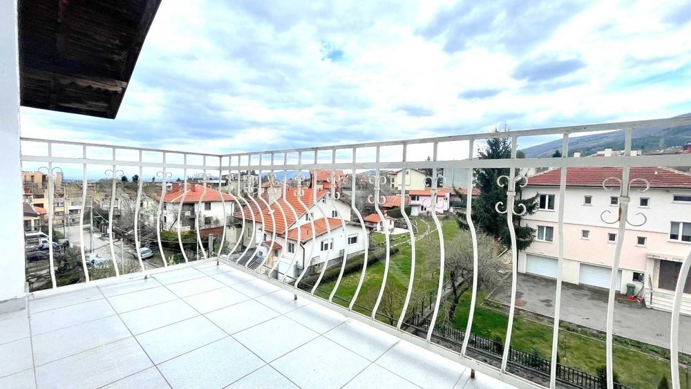 Дава се под наем Етаж от къща в София, Драгалевци - 130 кв.м за 797.64 € - Снимка #9