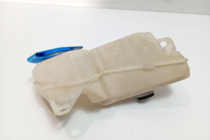 Vas  lichid parbriz 8E0955451AP Audi A4 B7