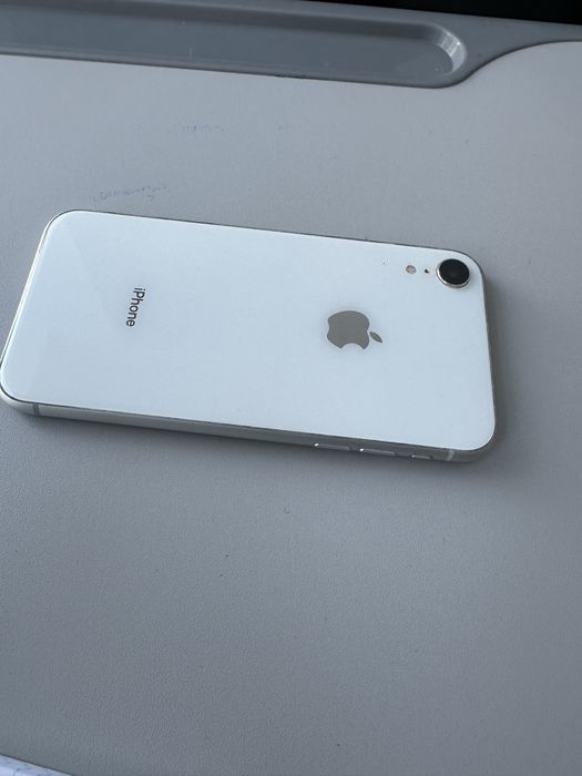 Продам iphone xr