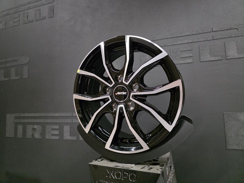 15цола 5x114.3 Toyota,Mazda,Hundai,Honda,Kia 5x114.3