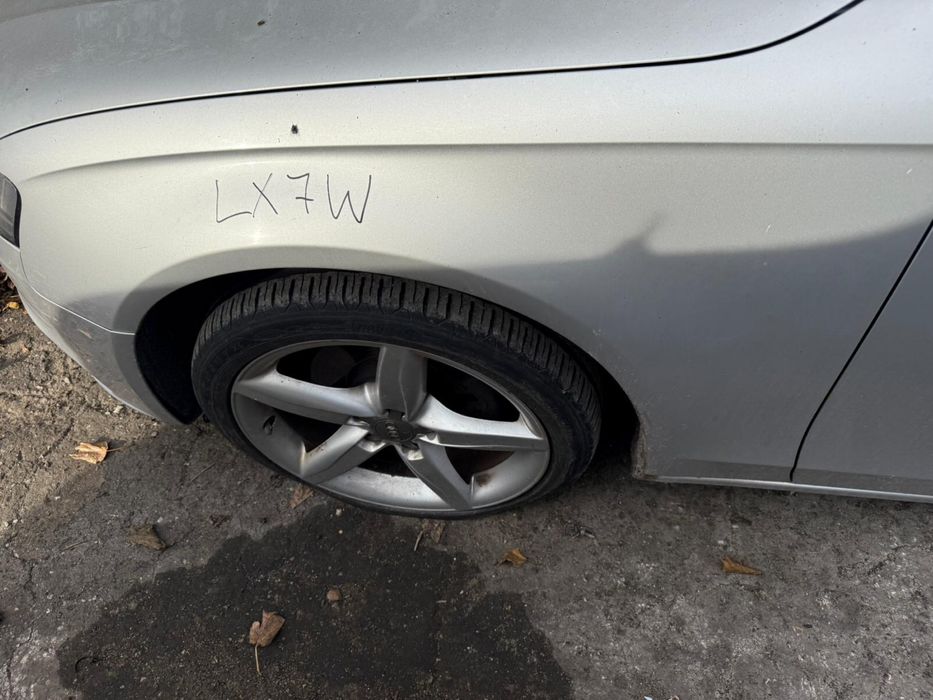 Ауди AUDI A4 B8 код на боята LX7W врата капак лява дясна преден заден