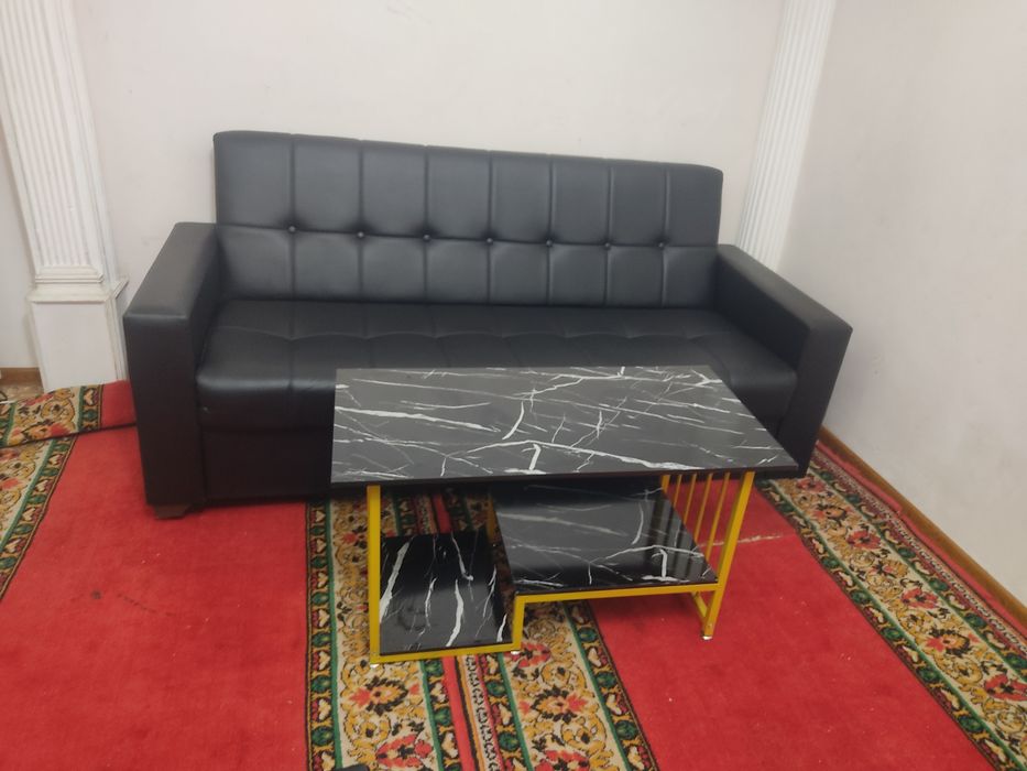 3 та Бир хил диван срочно сотилади