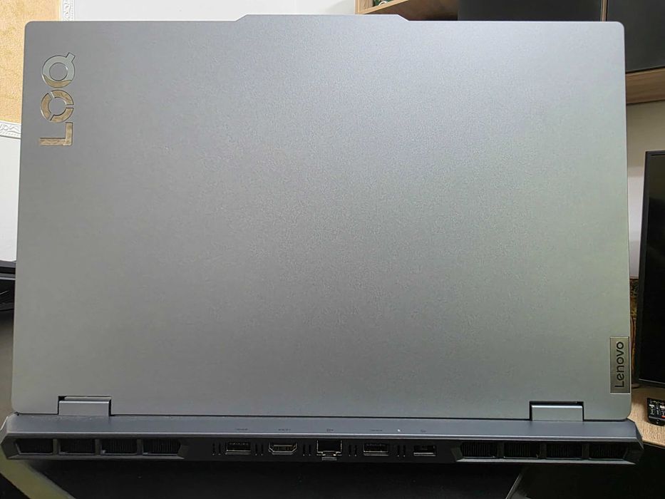 Laptop Gaming Lenovo LOQ 15IRX10 i7-13650HX RTX 5070 24GB 1TB 144Hz încărcător 245W + Cooler cadou