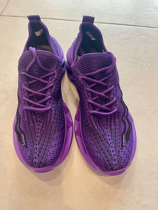 Страхотни лилави маратонки 40-41 номер