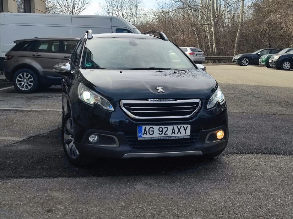 Peugeot 2008 130 CP Full Panoramic LED Încălzire Scaune Climatronic
