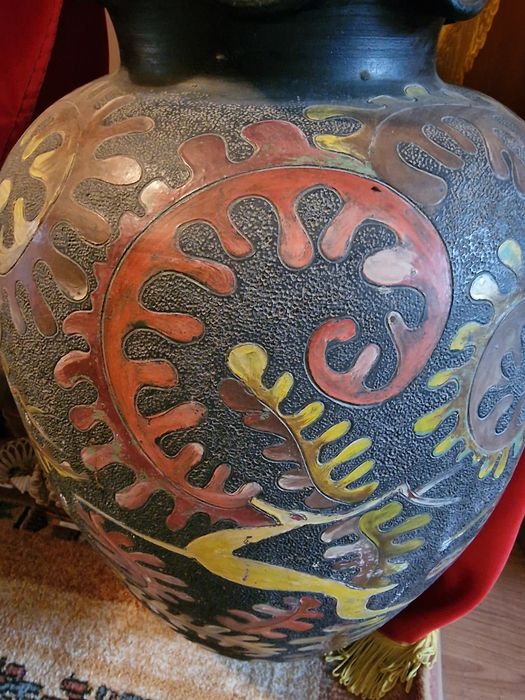 Vas decorativ foarte vechi !