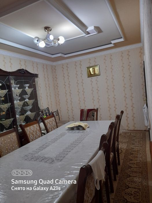 Massiv Chorsu kvartira HAMMA MEBEL BILAN SOTILADI  4hona 5et