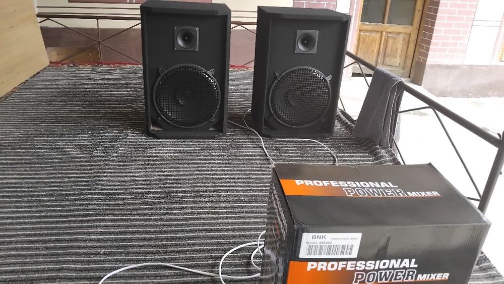 Усилитель Микшер Пульт микрафон комплект сотилади