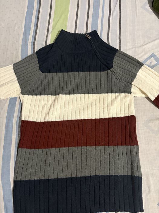 Pulover de bărbati.