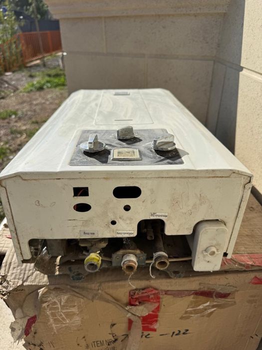 Газовая колонка..