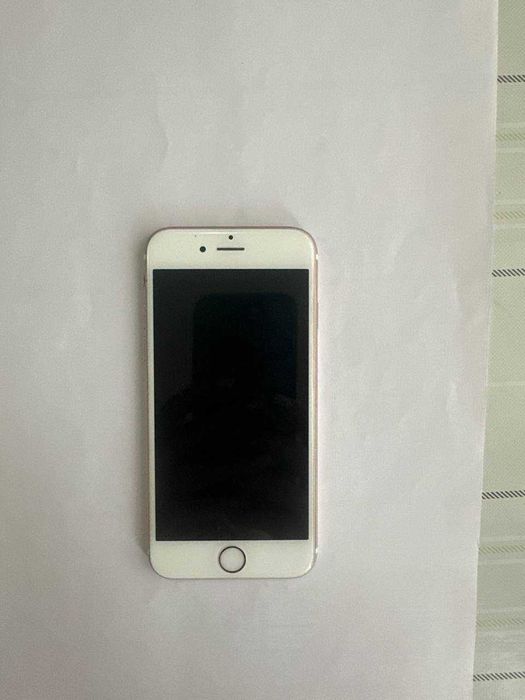 Продам IPhone 6S