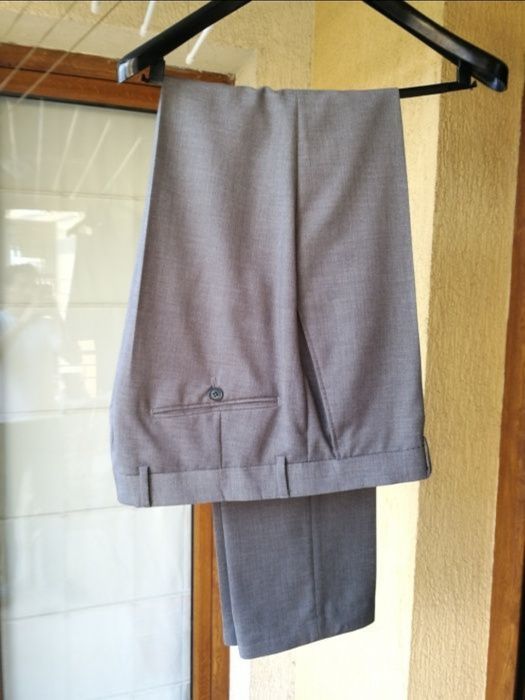 Мъжки костюм на модна къща Агресия