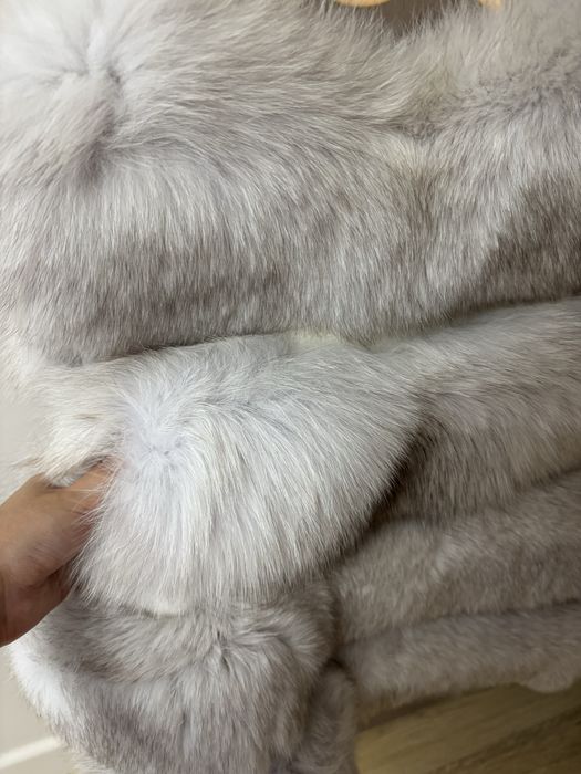 Продам жилетку из лисы