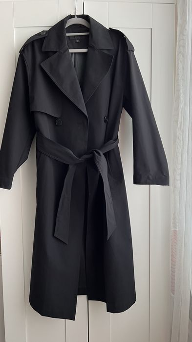 Дамски черен Тренчкот  ZARA