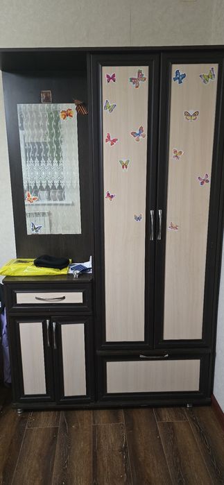 Продаю прихожку  срочно