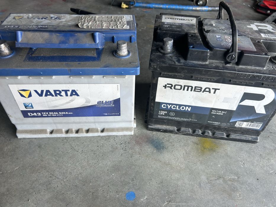 Vand baterii auto de 55 sau 60 amperi