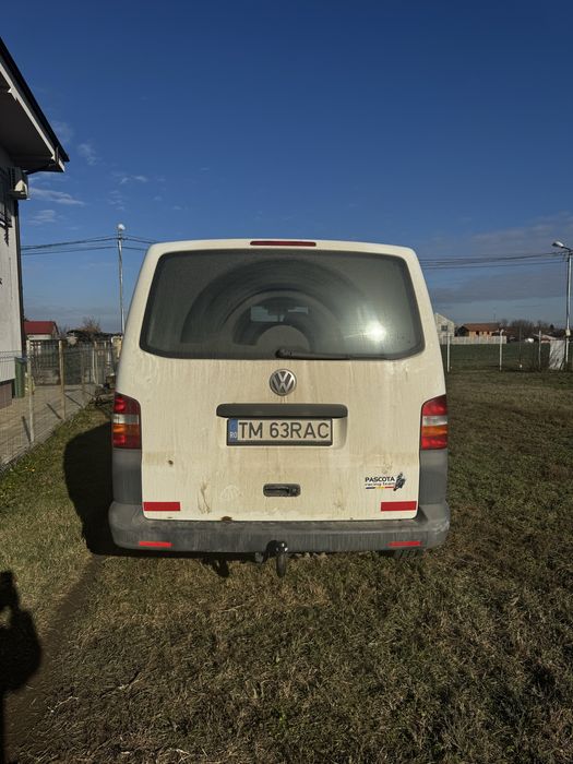 Vand VW T5 avariat