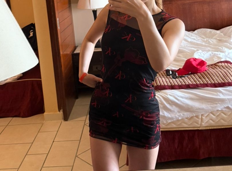 Мини платье calvin klein xs-s