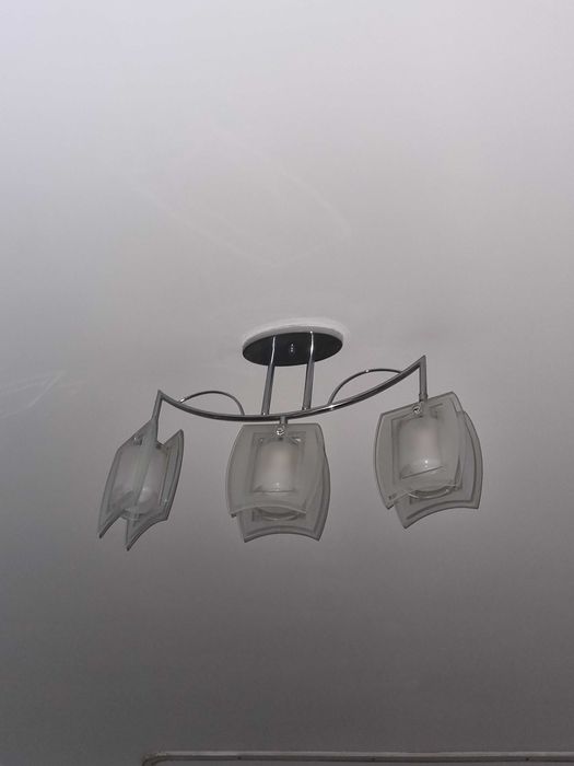 Люстры разные недорого