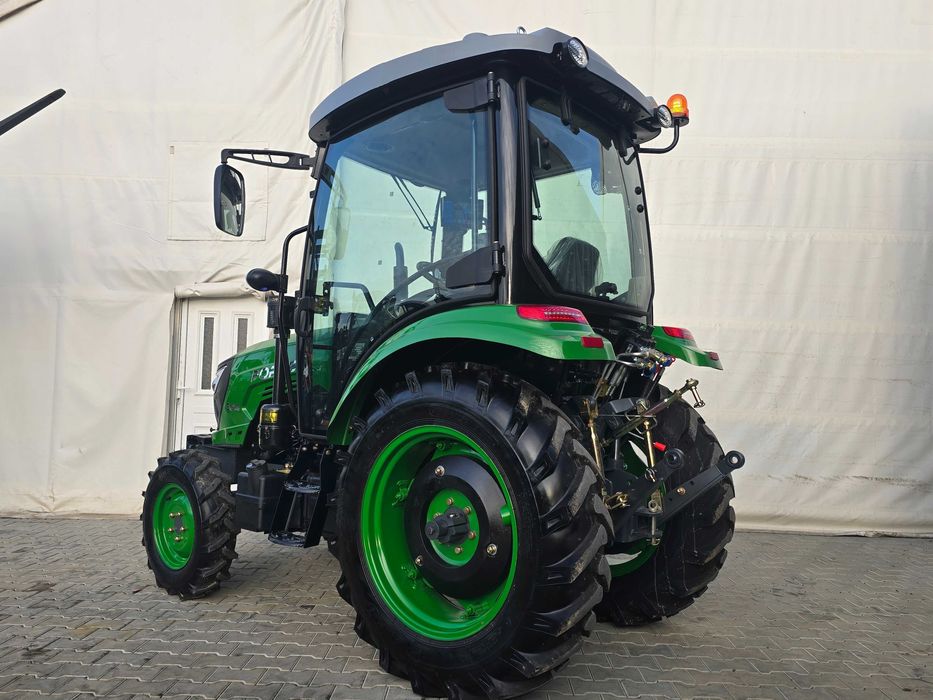 Tractor Forte Euro 3 cu cabina, AC, 50CP, 4X4 servodirectie hidraulica