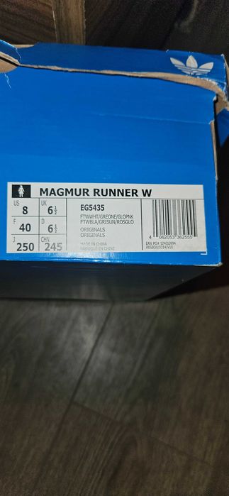 Маратонки Adidas Womens Magmur Runner, размер 40