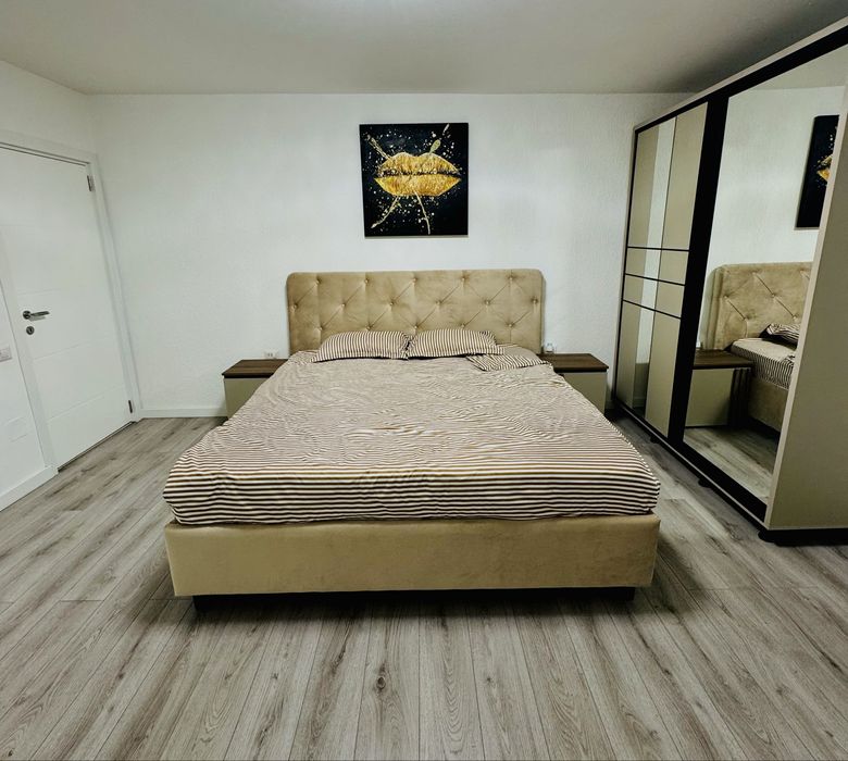 Apartament 3 dormitoare decomandat, 72,5 mp, balcon închis 5 mp + boxă subsol , Cart Manastur