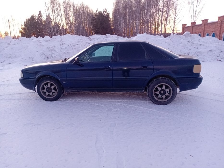 Продам Ауди 80 б4