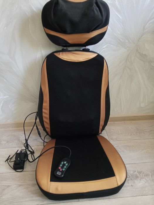 Продам массажное кресло.