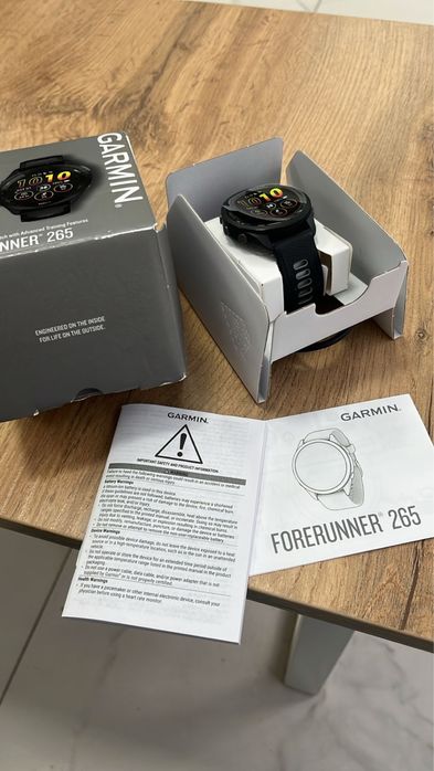 Часы Garmin Forerunner 265