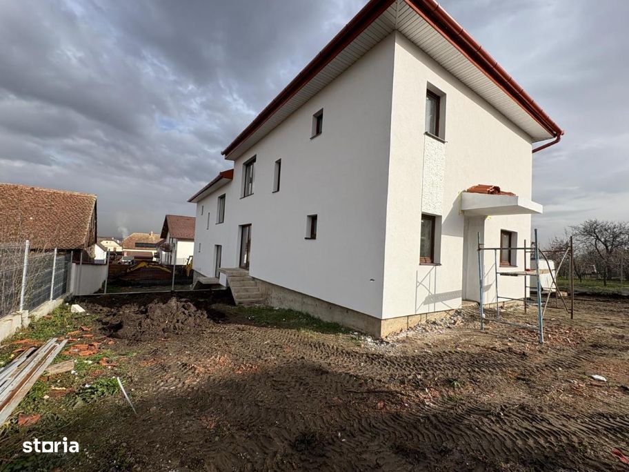 Casa tip duplex, Sura Mica, Sibiu