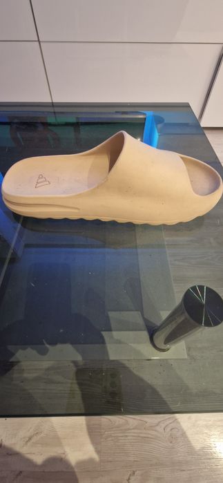 Yeezy papuci nr 41-41/5