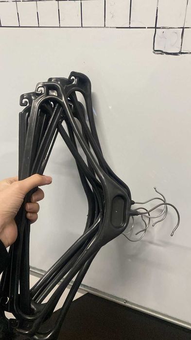 Вешалки для одежды