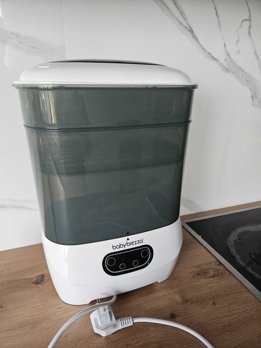 Стерилизатор и изсушител за бебешки шишета Baby Brezza