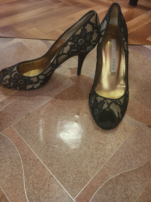 Туфли Pura Lopez 38р идеальные на ножках