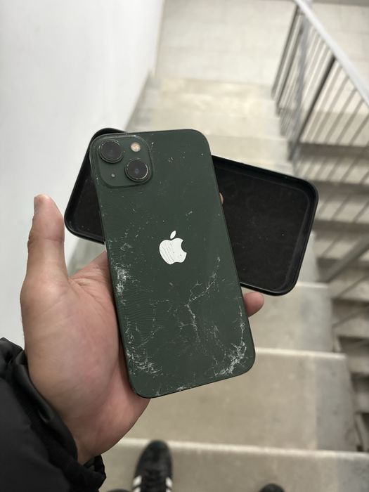 Продам iphone 13
