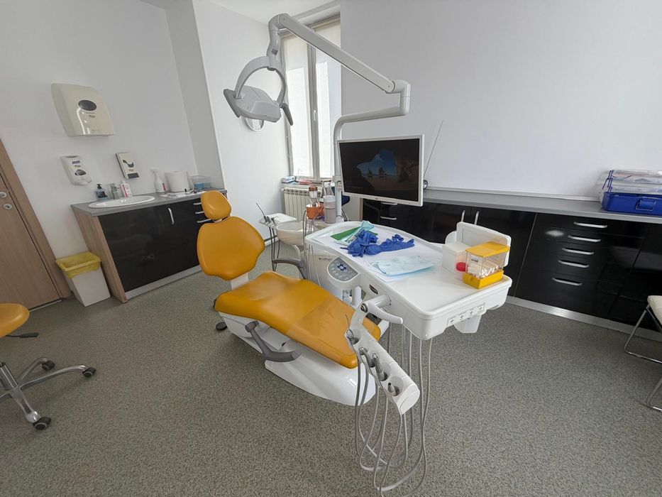 Aparatura clinica stomatologica