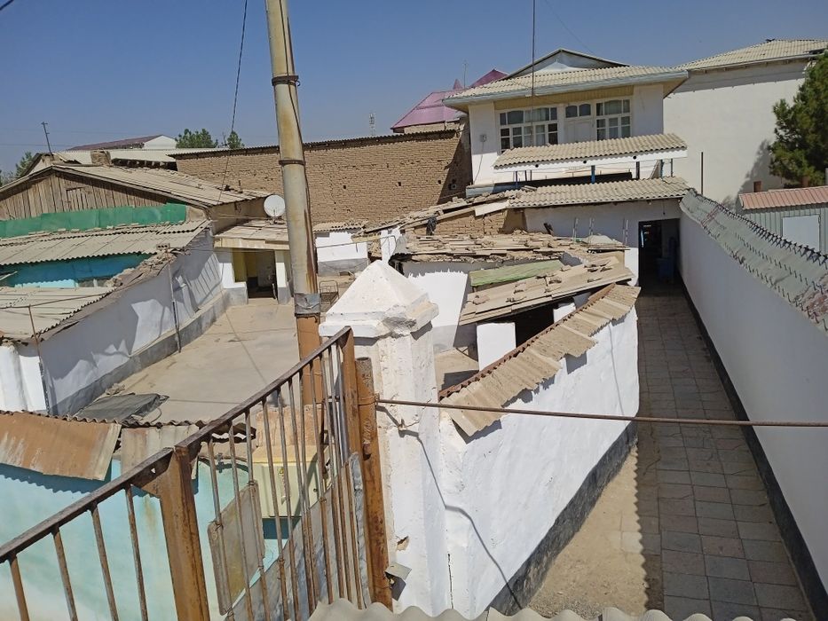 Uy sotiladi 7-xonali