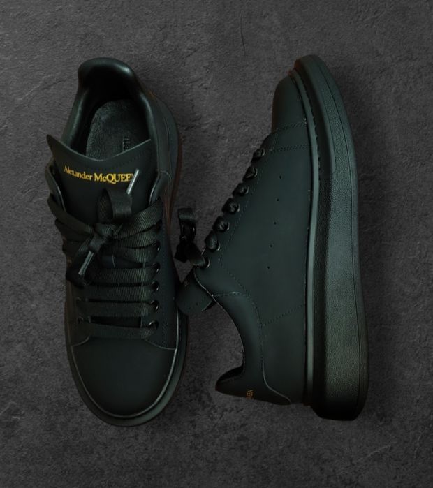 Alexander Mcqueen