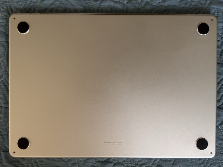 MacBook Air 15" M2 8/512gb