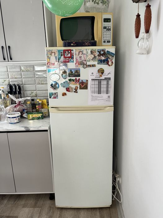 Холодильник рабочий сильно холодит