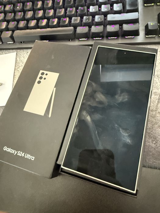 Samsung S24 Ultra 256gb impecabil