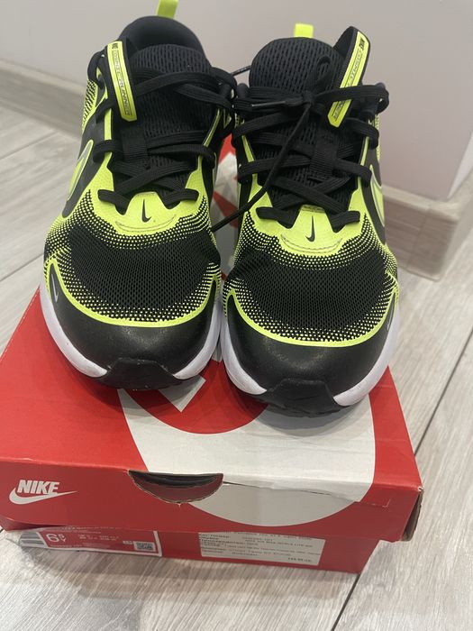 Маратонки Nike 40н