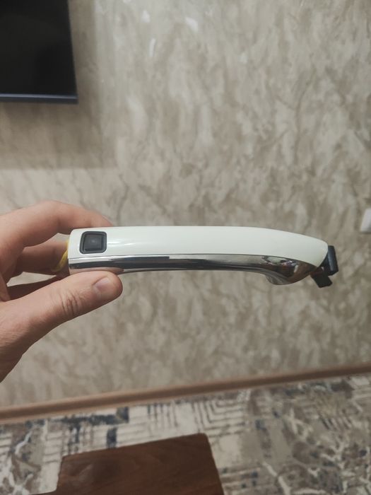 Мерседес мл шофёр эшик ручкаси