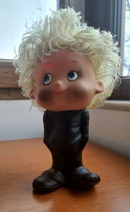 Papusa Aradeanca Ștrengar Coșar