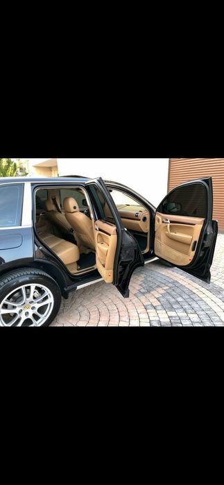 Продам Porsche Cayenne в идеальном состоянии